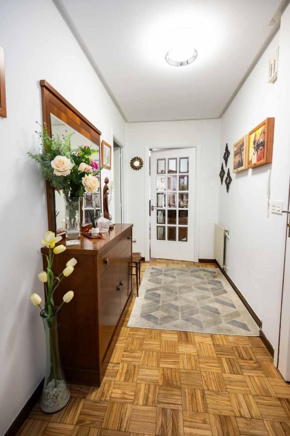 Piso Mila Apartment Оуренсе Екстериор снимка