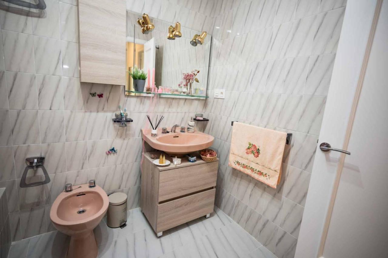 Piso Mila Apartment Оуренсе Екстериор снимка