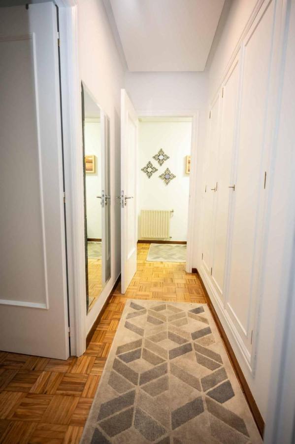 Piso Mila Apartment Оуренсе Екстериор снимка