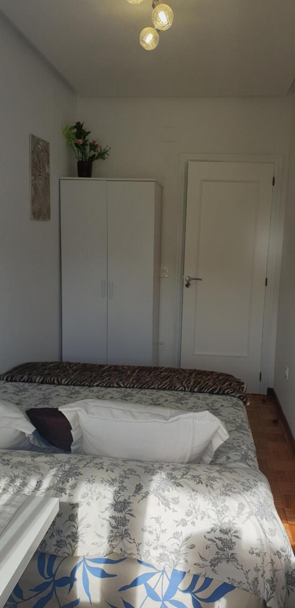 Piso Mila Apartment Оуренсе Екстериор снимка